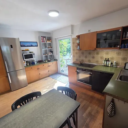 Casa vacanze Cozy House With 2 Bedrooms *